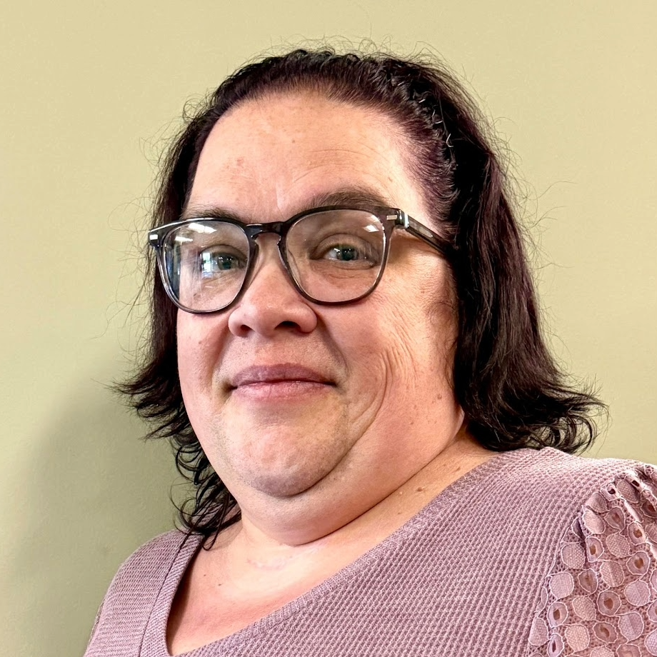 Tracy Papineau